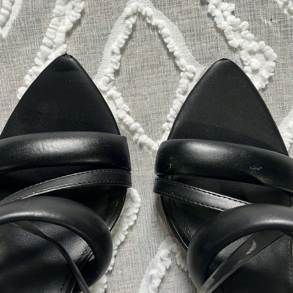 Jessica Simpson size 8 heels - Picture 3 of 4